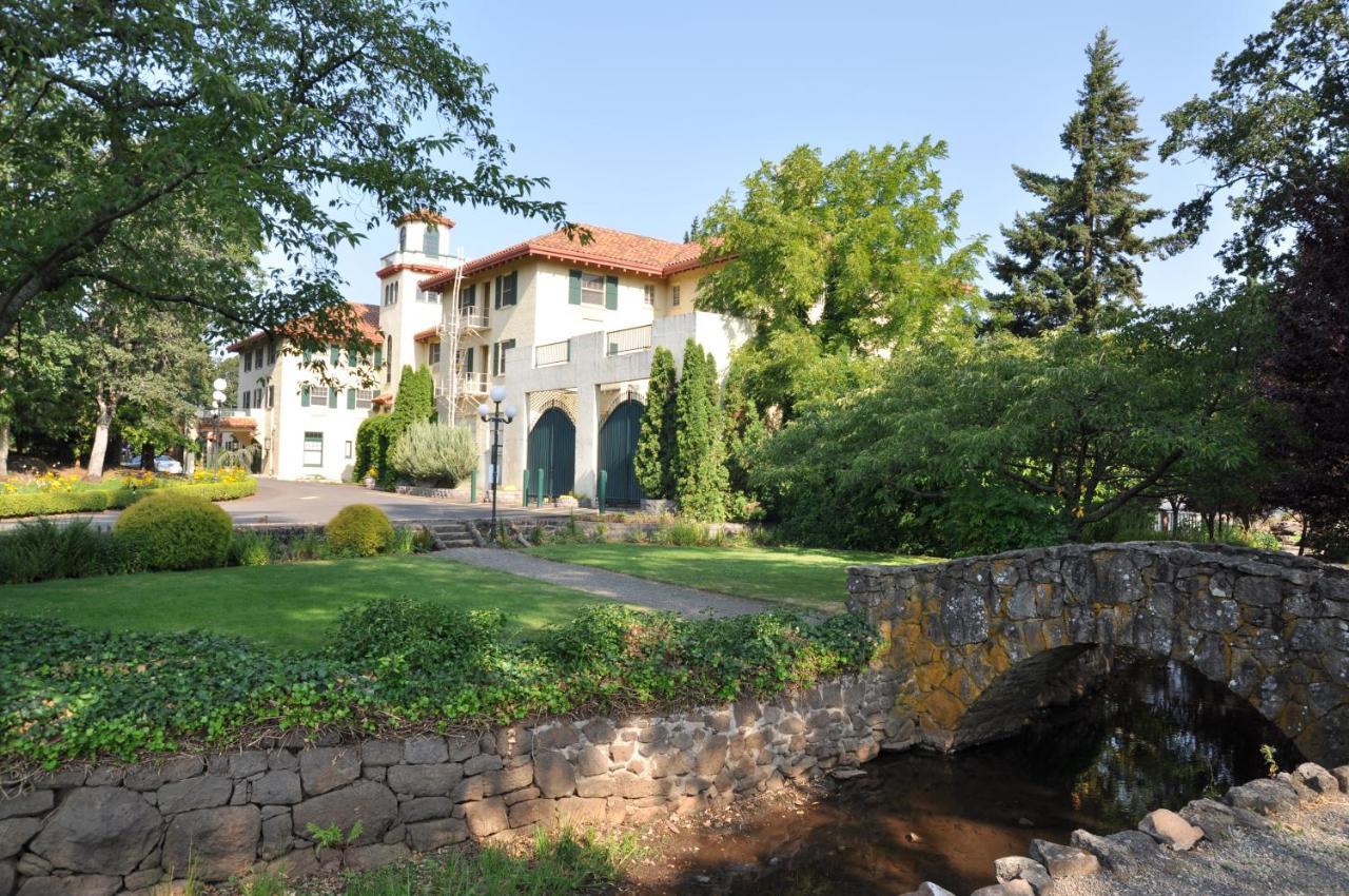 Columbia Gorge Hotel & Spa Hood River Exterior foto